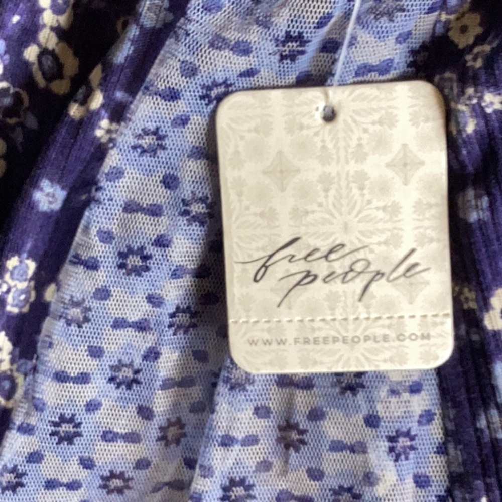 Free People NWT size small p retail $128.  Indigo combo. - Picture 7 of 9